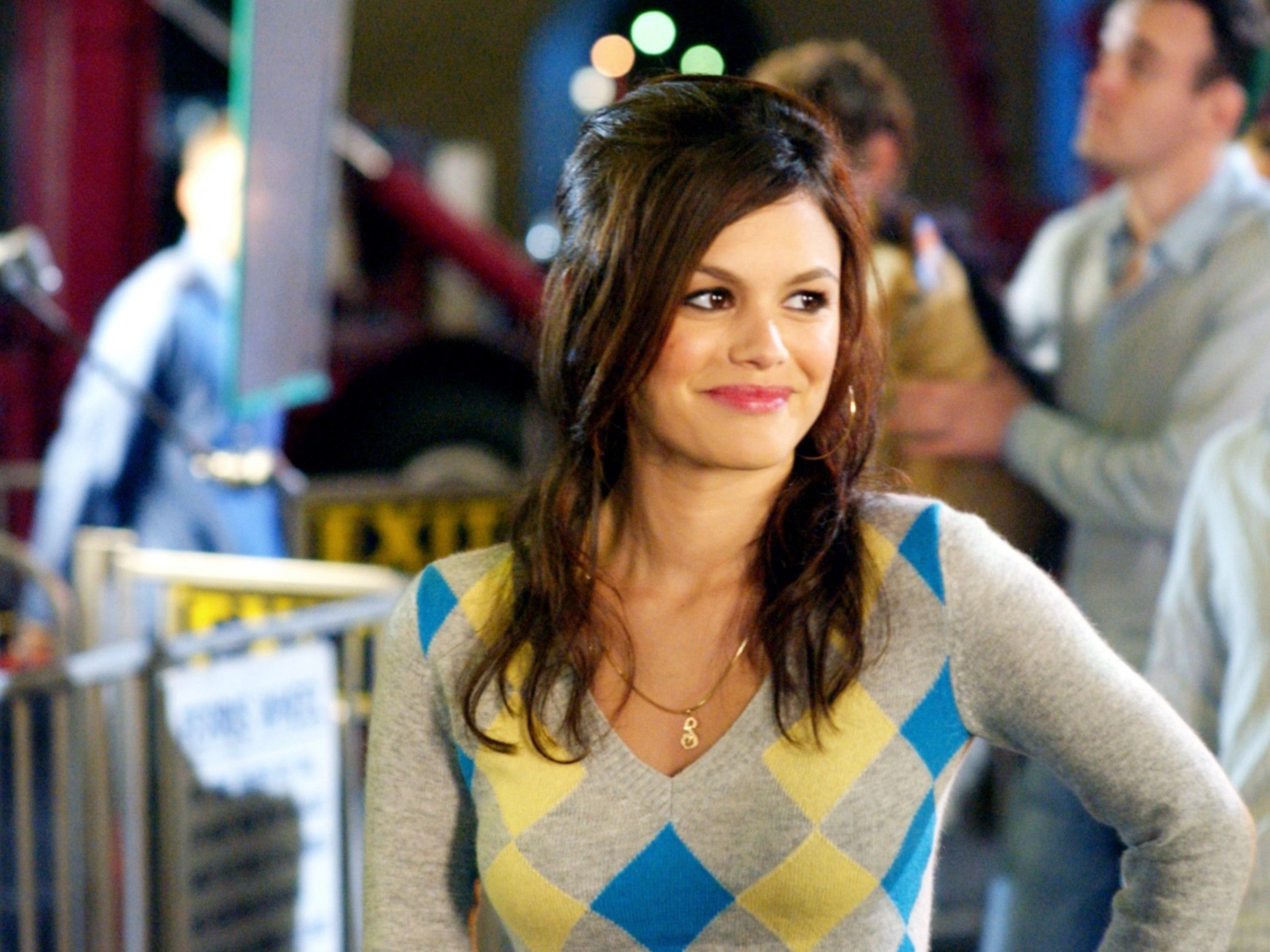 The OC : Rachel Bilson reprend son rôle dans la série dramatique de FOX pour une nouvelle campagne publicitaire
