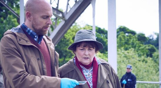 La star de Vera partage une mise à jour émouvante sur le tournage avant la saison finale