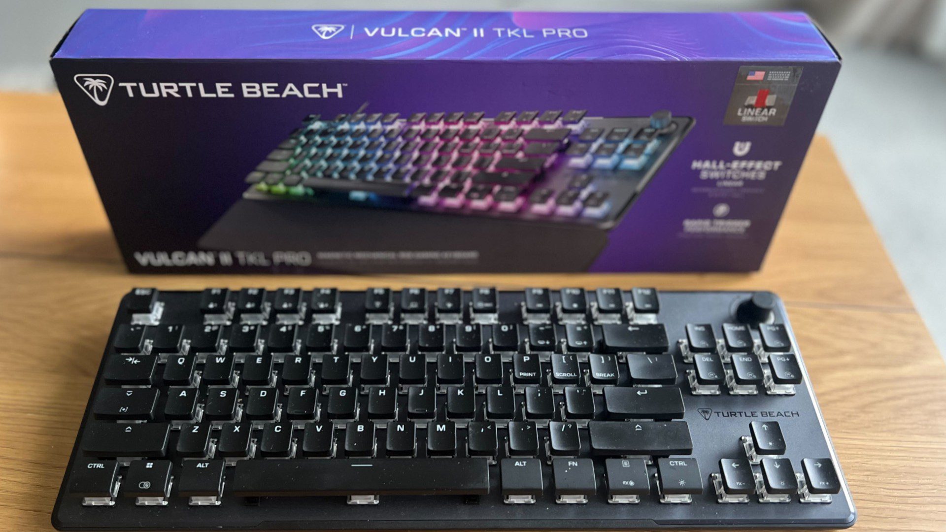 Test du Turtle Beach Vulcan II TKL Pro : de bonnes fonctionnalités, un design moyen
