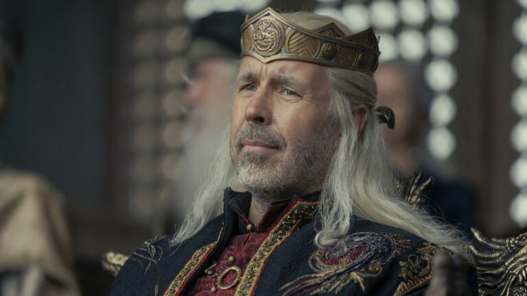 Paddy Considine as King Viserys looking forward in Season 1 of House of the Dragon. 