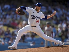 Le lanceur partant des Dodgers de Los Angeles, James Paxton