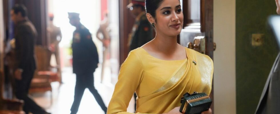 Janhvi Kapoor parle du thriller d'espionnage « Ulajh », de NTR Jr et des films de Ram Charan : « Le cinéma à son meilleur » (EXCLUSIF) Plus de Variety Les plus populaires À lire absolument Inscrivez-vous aux newsletters de Variety Plus de nos marques