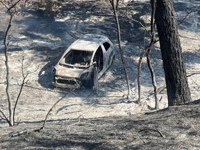Une image du procureur du district du comté de Butte de la voiture brûlée qui, selon les enquêteurs, a déclenché l'incendie du parc.