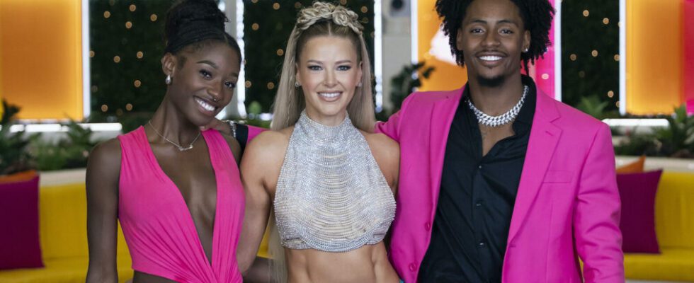 Serena Page, Ariana Madix, Kordell Beckham during the