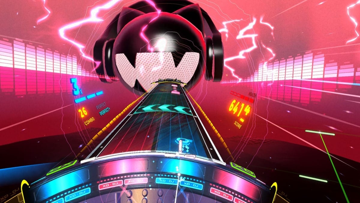 Une piste de jeu dans Spin Rhythm XD avec le logo Monstercat au loin