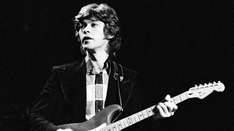 Concert hommage à Robbie Robertson au Forum de Los Angeles avec Noah Kahan, Eric Clapton, Elvis Costello, Eric Church, Van Morrison et bien d'autres Plus de Variety Les plus populaires À lire absolument Inscrivez-vous aux newsletters de Variety Plus de nos marques
	
	
