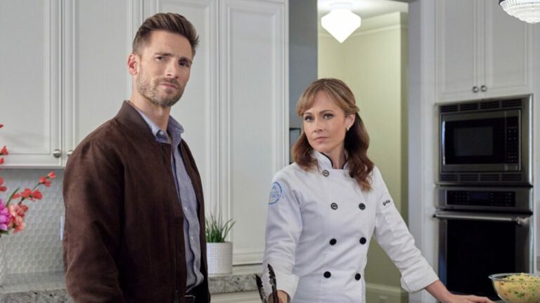 Andrew Walker, Nikki DeLoach in Curious Caterer: Grilling Season