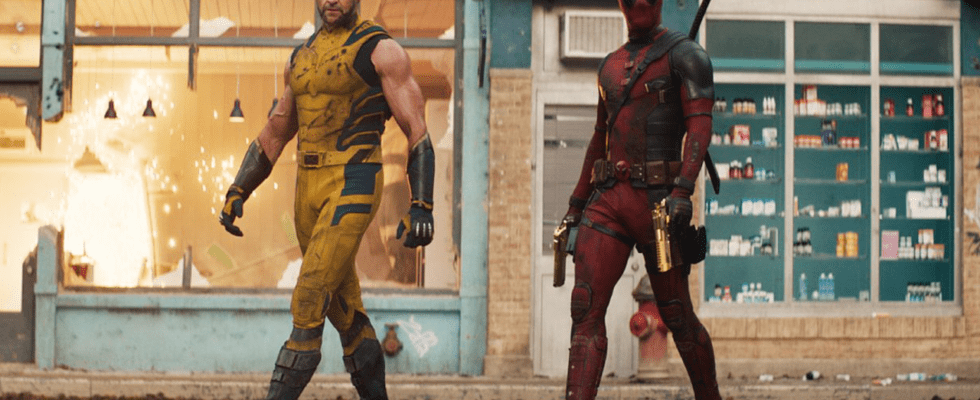 Deadpool et Wolverine ont connu le plus grand démarrage au box-office mondial classé R de tous les temps avec 438,3 millions de dollars