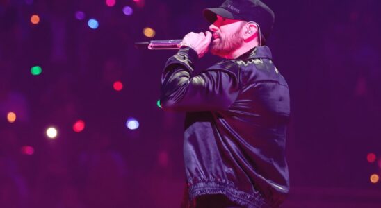 Eminem détrône Taylor Swift dans les classements d'albums avec « The Death of Slim Shady (Coup de Grâce) » Plus de Variety Les plus populaires À lire absolument Inscrivez-vous aux newsletters de Variety Plus de nos marques