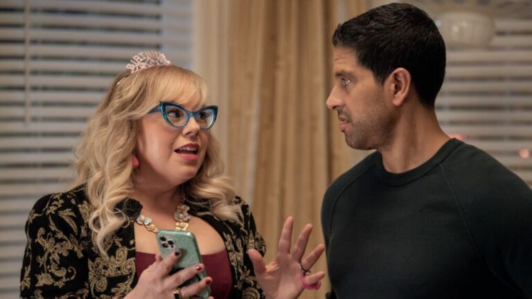 Kirsten Vangsness as Penelope Garcia and Adam Rodriguez as Luke Alvez in the 