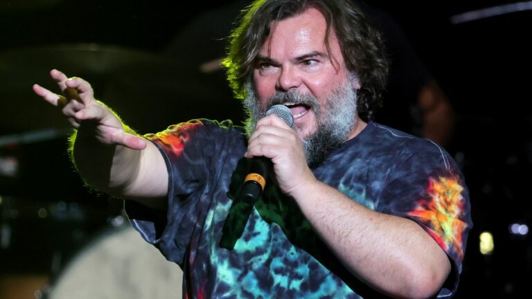 Jack Black annule la tournée Tenacious D et « tous les projets créatifs futurs » après la remarque de Kyle Gass sur la tentative d'assassinat de Trump : « J'ai été pris de court par ce qui a été dit » Plus de Variety Les plus populaires À lire absolument Inscrivez-vous aux newsletters de Variety Plus de nos marques
	
	
