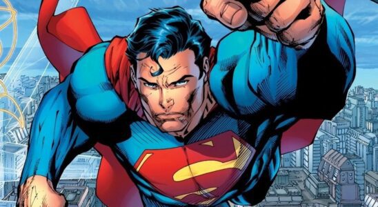 Kevin Feige parle de Superman, interprété par James Gunn, et de ses réflexions sincères sur la concurrence entre Marvel Studios et DC