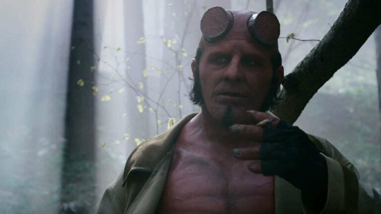 La première bande-annonce de Hellboy : The Crooked Man est pleine de mort, de démons et de gros flingues
