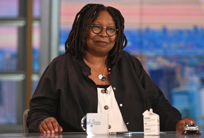 L’absence de Whoopi Goldberg dans « The View » expliquée