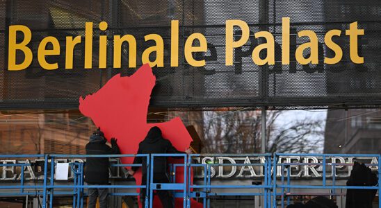 09 February 2024, Berlin: The Berlinale Bear will be mounted on the façade of the Berlinale Palastn. The Berlinale takes place from February 15 to 25. Photo: Britta Pedersen/dpa (Photo by Britta Pedersen/picture alliance via Getty Images)