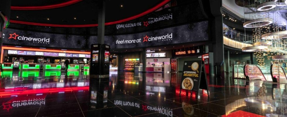 Le propriétaire de Regal, Cineworld, va fermer six sites au Royaume-Uni dans le cadre d'une offre de restructuration Plus de Variety Les plus populaires À lire absolument Inscrivez-vous aux newsletters de Variety Plus de nos marques