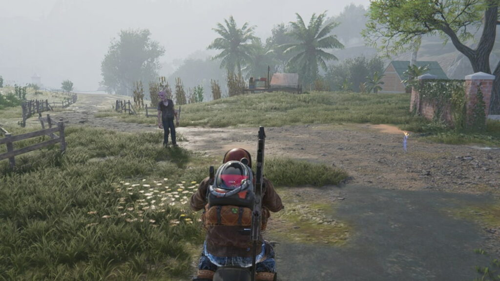 Un joueur humain conduit une moto à proximité d'un zombie