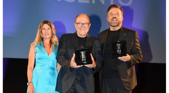 Taormina célèbre son 70e anniversaire avec les Nastri d'Argento Awards, une foule de stars de la comédie italienne et quelques étincelles Plus de Variety Les plus populaires À lire absolument Inscrivez-vous aux newsletters de Variety Plus de nos marques