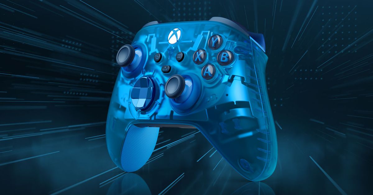 Microsoft adopte la technologie transparente avec une nouvelle manette Xbox bleu ciel métallisé
