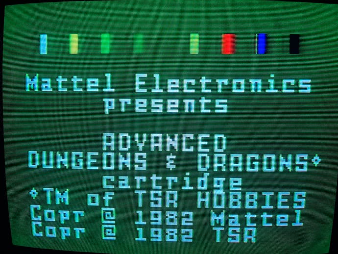 Une capture d'écran d'Advanced Dungeons & Dragons, montrant son écran de titre vert et ses informations de copyright.