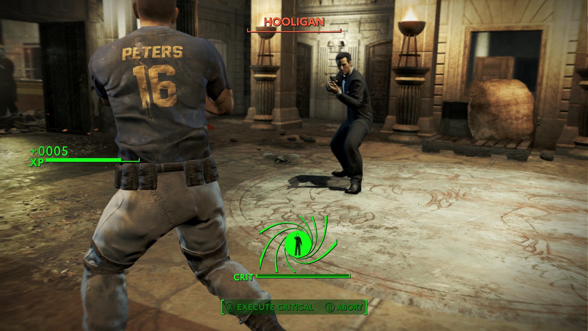 Test de Fallout London : gameplay de Fallout London montrant le mystérieux étranger, déguisé en James Bond, tirant sur un Holigan portant un équipement de football.