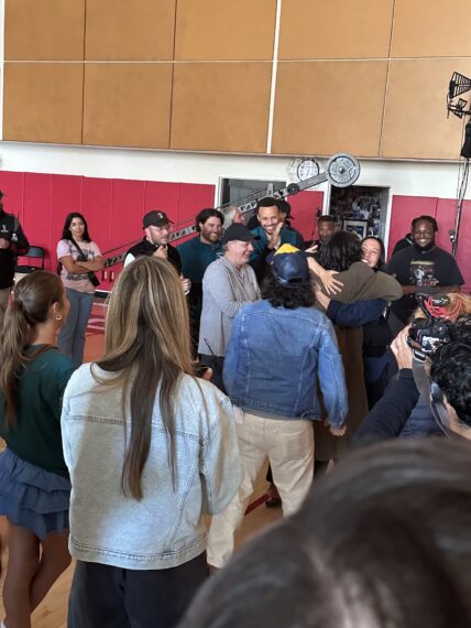 Sur le tournage de « Mr. Throwback » de Peacock avec Adam Pally et Stephen Curry