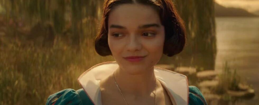 Bande-annonce live-action de « Blanche-Neige » : Rachel Zegler affronte la méchante reine de Gal Gadot et rencontre les Sept Nains Plus de Variety Les plus populaires À lire absolument Inscrivez-vous aux bulletins d'information de Variety Plus de nos marques