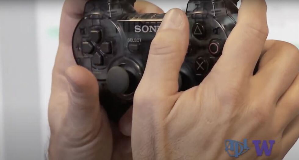 Le contrôleur DualShock 3 utilisé pour faire fonctionner le Cyclops I.