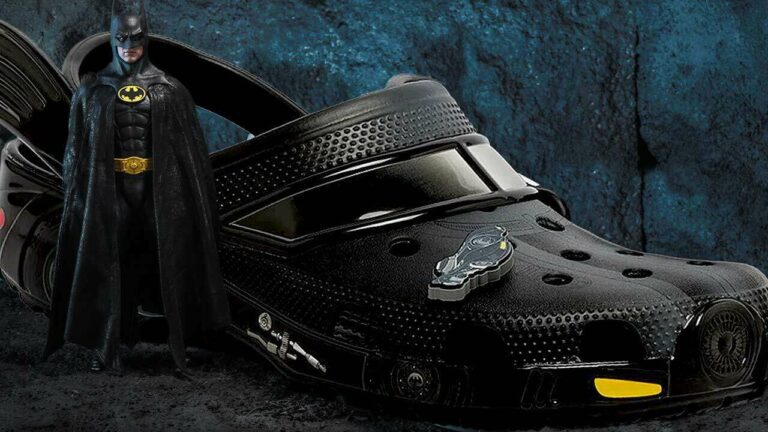 Les Crocs de la Batmobile dévoilés, ne tirez pas de missiles
