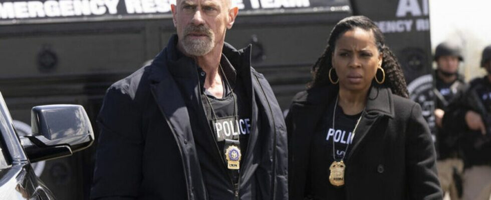 Alors que la star de Law and Order: Organized Crime révèle le premier jour de retour pour la saison 5, j'adore le pitch de Christopher Meloni sur la vie personnelle de Stabler