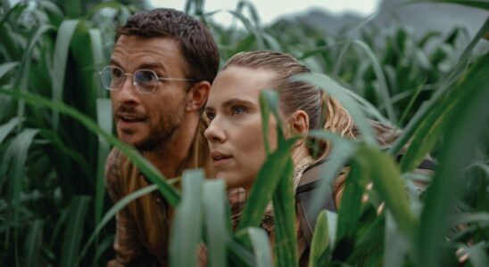 Premier aperçu de « Jurassic World Rebirth » : Scarlett Johansson et Jonathan Bailey font rugir la franchise Dinosaur Plus de Variety Les plus populaires À lire absolument Inscrivez-vous aux newsletters de Variety Plus de nos marques