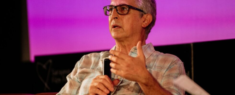 Alexander Payne parle de la suite d'« Election », du prochain western avec « Holdovers » et du rêve de faire « un bon film de course-poursuite en voiture » Plus de Variety Les plus populaires À lire absolument Inscrivez-vous aux newsletters de Variety Plus de nos marques