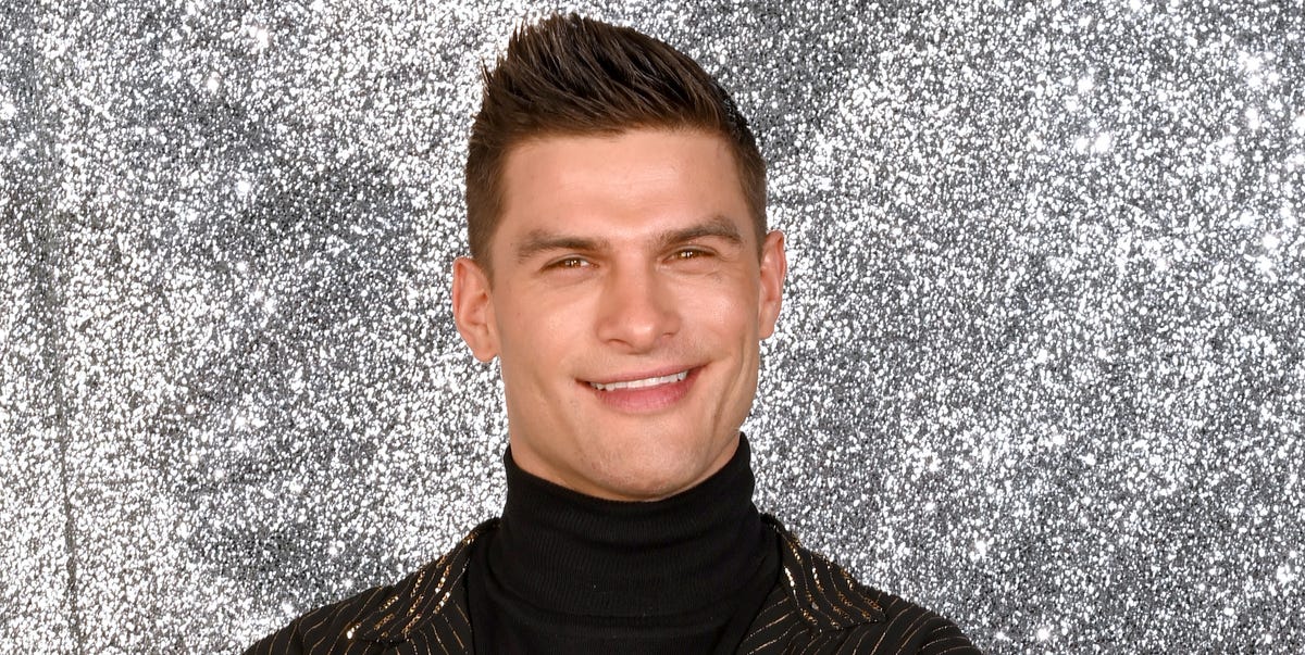 Aljaž Škorjanec célèbre son retour émouvant au studio Strictly
