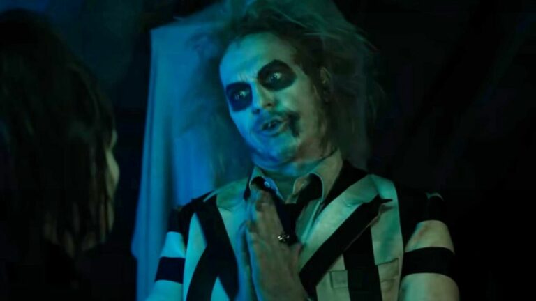 Michael Keaton as Betelgeuse in Beetlejuice Beetlejuice.