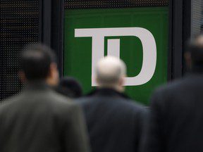 Des plans de succession pour le PDG de TD se profilent à l’horizon alors que l’entreprise subit un coup financier dans le cadre d’une enquête pour blanchiment d’argent