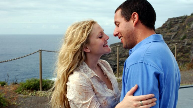 Drew Barrymore révèle la fin originale de « 50 First Dates » : il n'y avait pas de fin heureuse lorsque le film « était un drame se déroulant à Seattle » Plus de Variety Les plus populaires À lire absolument Inscrivez-vous aux newsletters de Variety Plus de nos marques
	
	
