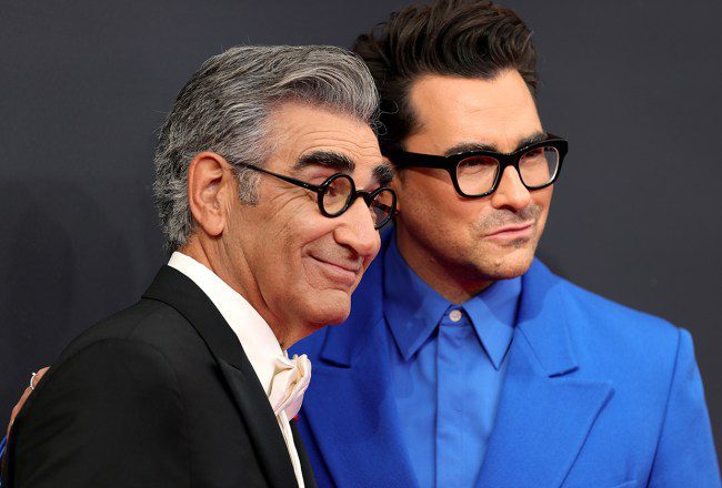 Eugene Levy et Dan Levy animeront la cérémonie pour ABC