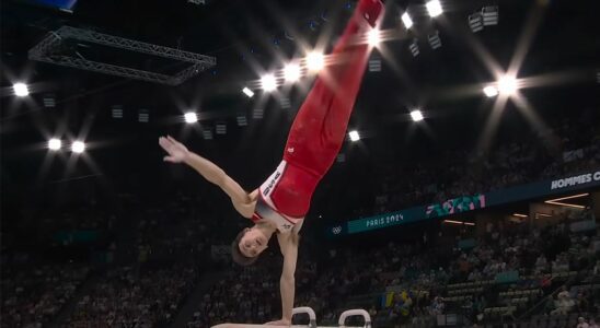 Stephen Nedoroscik goes full Superman during pommel horse finals at the 2024 Olympics.