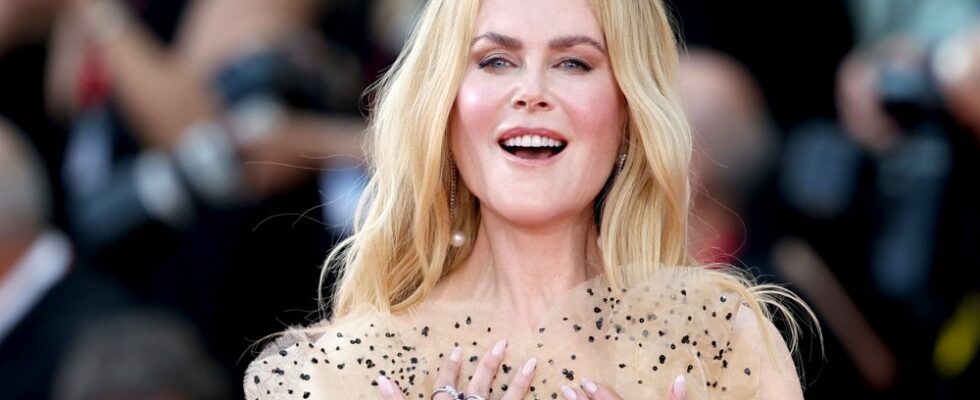 Le film sexy et en sueur « Babygirl » de Nicole Kidman atteint son apogée à Venise avec une standing ovation de 6,5 minutes Plus de Variety Les plus populaires À lire absolument Inscrivez-vous aux bulletins d'information de Variety Plus de nos marques