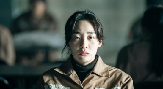 Le thriller coréen « A Girl With Closed Eyes », qui se déroulera à Busan, a été sélectionné pour les ventes mondiales Plus de Variety Les plus populaires À lire absolument Inscrivez-vous aux bulletins d'information de Variety Plus de nos marques