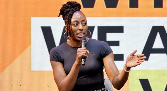 LeBron James transmet le leadership de « plus qu'un vote » à la star de la WNBA Nneka Ogwumike