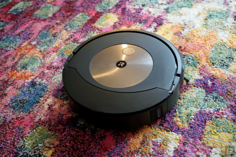 Les aspirateurs robots Roomba bénéficient actuellement d’une réduction allant jusqu’à 420 $