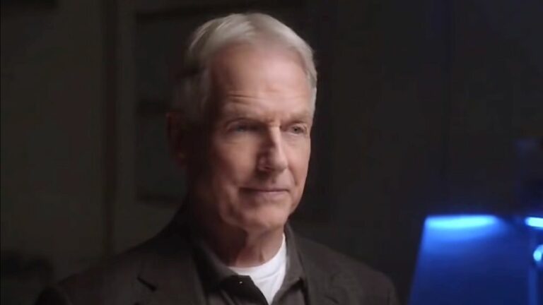 Mark Harmon, animateur de NCIS, rend un hommage mélancolique à George Schenck, ancien showrunner de NCIS
