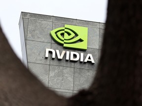 Un panneau est affiché au siège de Nvidia le 5 février 2024 à Santa Clara, en Californie.