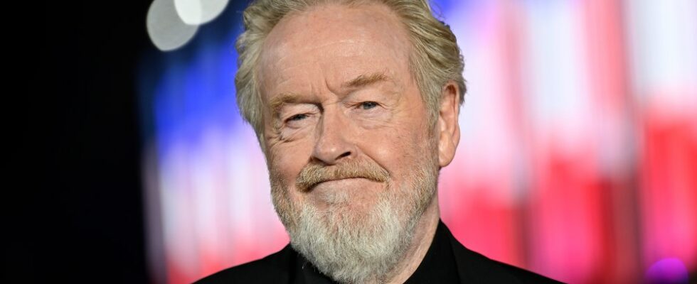 Ridley Scott déclare « Je n'ai pas besoin de conseils » sur la réalisation et a essayé de ne pas interférer avec « Alien : Romulus » : « Si je tombe sur ma propre épée et que je saigne », alors « c'est de ma faute » Plus de Variety Les plus populaires À lire absolument Inscrivez-vous aux newsletters de Variety Plus de nos marques