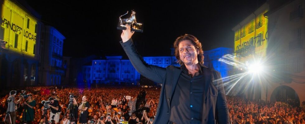 Shah Rukh Khan charme le Festival du film de Locarno avec son discours de remise du prix de la carrière Plus de Variety Les plus populaires À lire absolument Inscrivez-vous aux newsletters de Variety Plus de nos marques