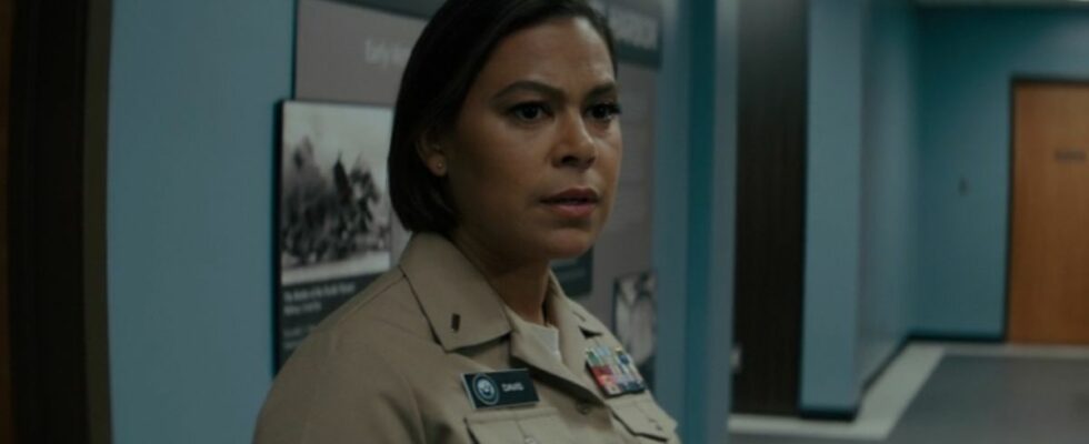 Toni Trucks as Davis in SEAL Team.