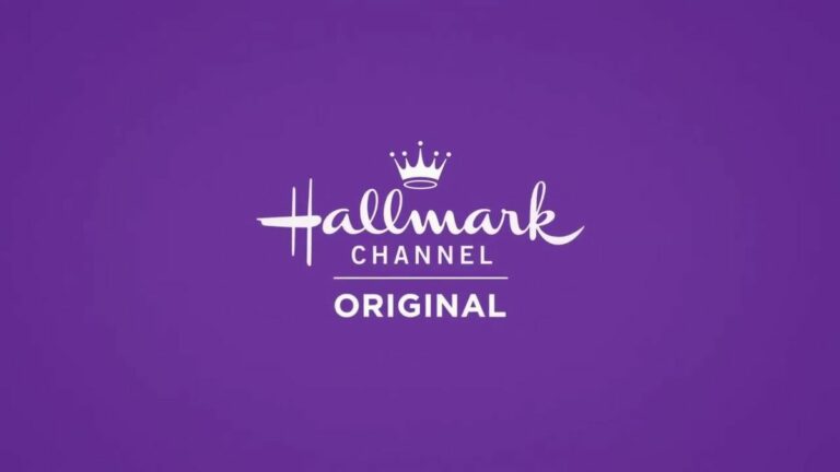 Un couple préféré des fans de Hallmark fait à nouveau équipe, et honnêtement, j'ai hâte
