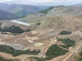 Le site de la mine d'or Eagle de Victoria Gold, au nord de Mayo, au Yukon, est illustré sur cette photo aérienne prise le mercredi 3 juillet 2024.