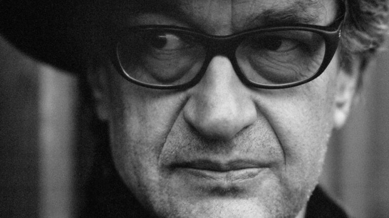 Wim Wenders recevra le Lifetime Achievement Award de l'Académie européenne du cinéma Plus de Variety Les plus populaires À lire absolument Inscrivez-vous aux newsletters de Variety Plus de nos marques
	
	
